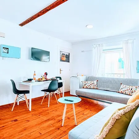 Amazing Flat In The Center Апартаменты Лиссабон