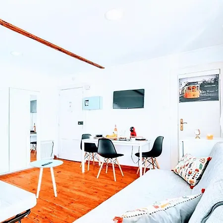 Amazing Flat In The Center Lisbona